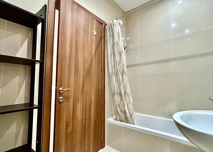 Contemporary 2br Apt With Balcony In St Pauls Bay 公寓